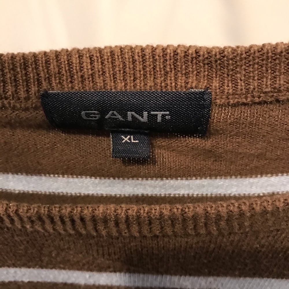 Sweater - Picture 2 of 3